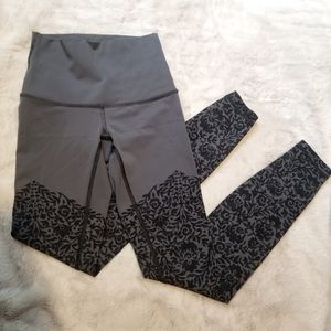 Lululemon floral print legging